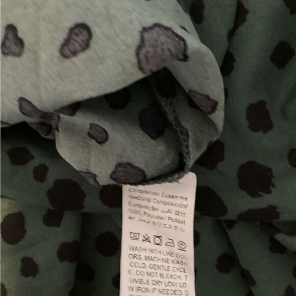 Shein - Women’s Green & Black Print Wrap Top - NWOT - Picture 6 of 6